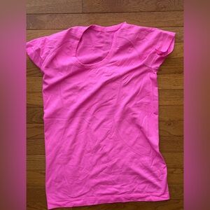 Lululemon Swiftly Tech Short Sleeve Scoop